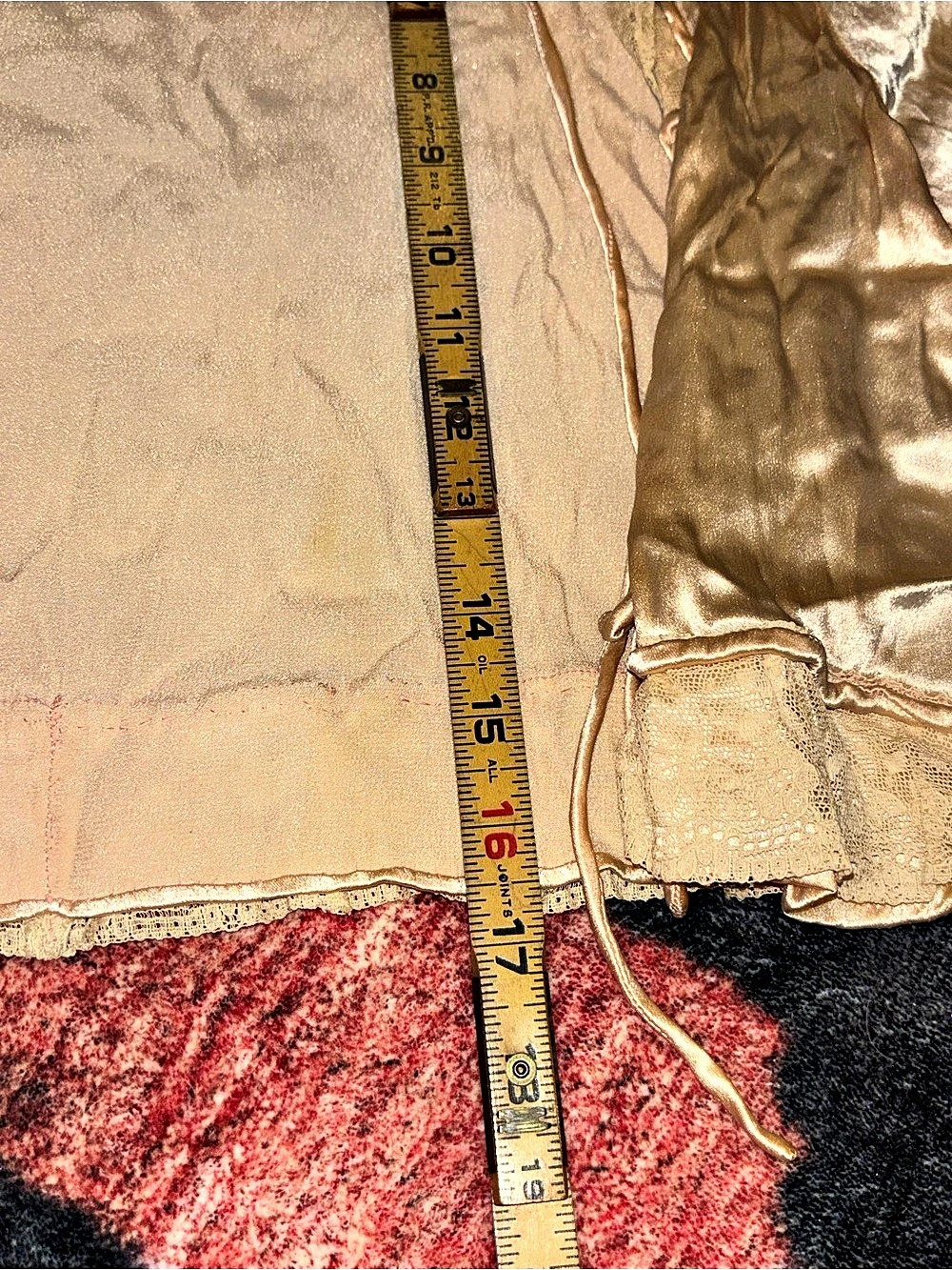 Vintage Silk Satin Bed Jacket Ivory Lace Ruffle Bow Tie Boudoir Lingerie Antique - Picture 7 of 9